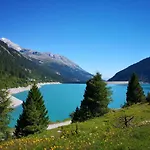 Panorama *